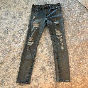 American Eagle Outfitters Women's Distressed Super Stretch Jeggings 10